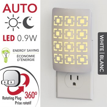 RCA Decorative LED Automatic Night Light With Rotating Plug