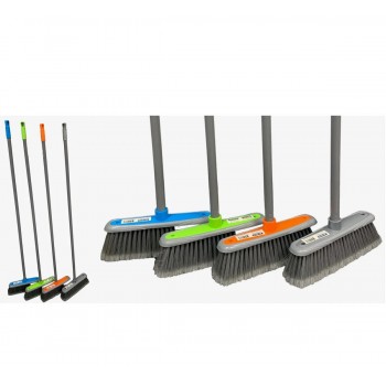 Balai de couleur unie avec tète de 13 po.