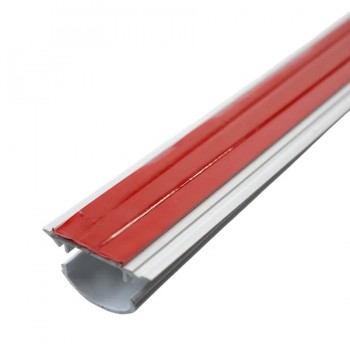 RedLink Cache-fil courbé avec bande adhésive - 4,8 X 1,4 X 200 cm - Blanc