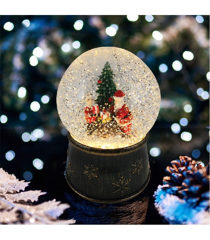 Ason Decor  13 cm X 17.5 cm LED Illuminated Snowglobe - Santa and Mrs. Claus