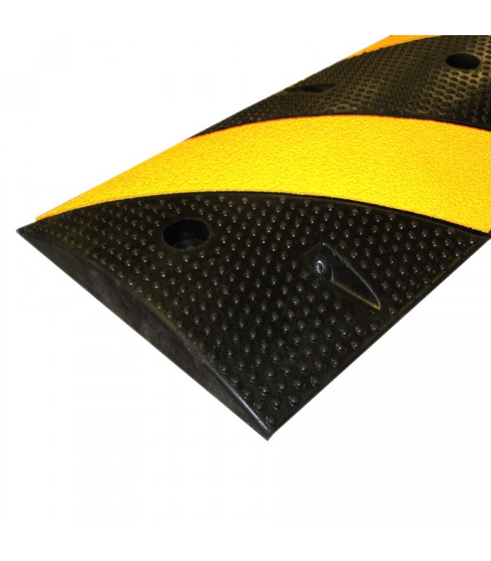 RedTools Speed Bump - 100cm X 22cm X 2cm - Black and Yellow