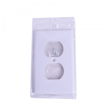 Wall plate for an electrical outlet - White